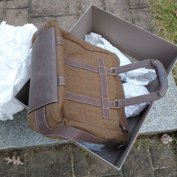 Cole Haan tweed/leather tote bag plus 3 wallets - Picture 6 of 9